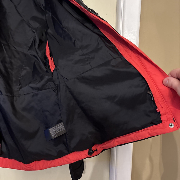 EUC WOMEN’S THE NORTH FACE HYVENT JACKET WATERPROOF HOODED BLACK SALMON - Picture 8 of 9